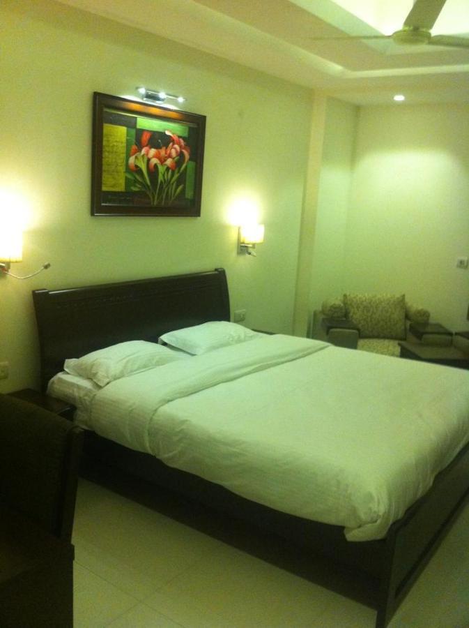 Nikko Blue - Boutique Hotel Gurgaon Exterior photo